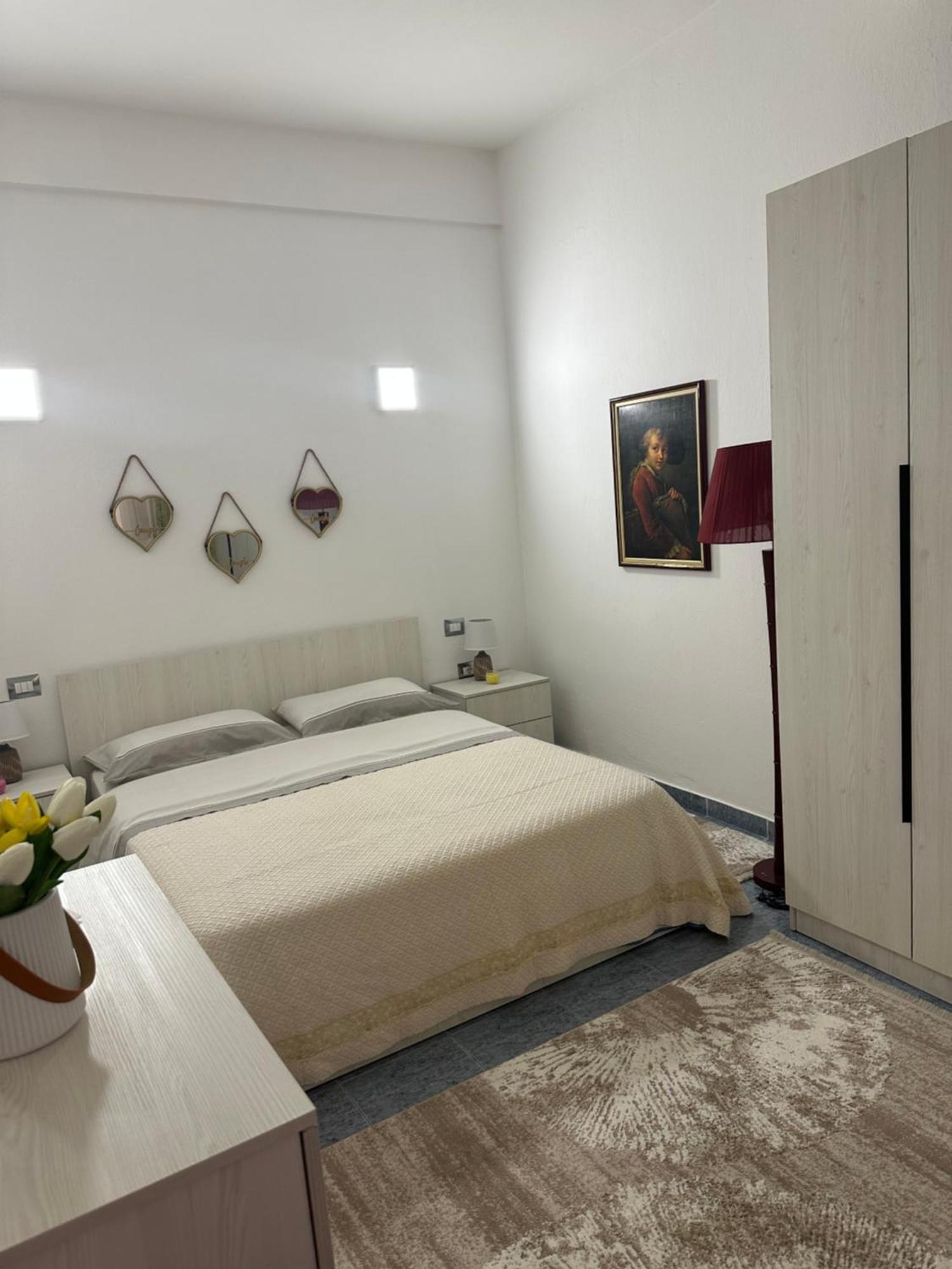Apartment Near The Centre Of Tirana Bagian luar foto